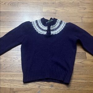 Vintage Women's Reed Hunter 100 percent wool sweater size small